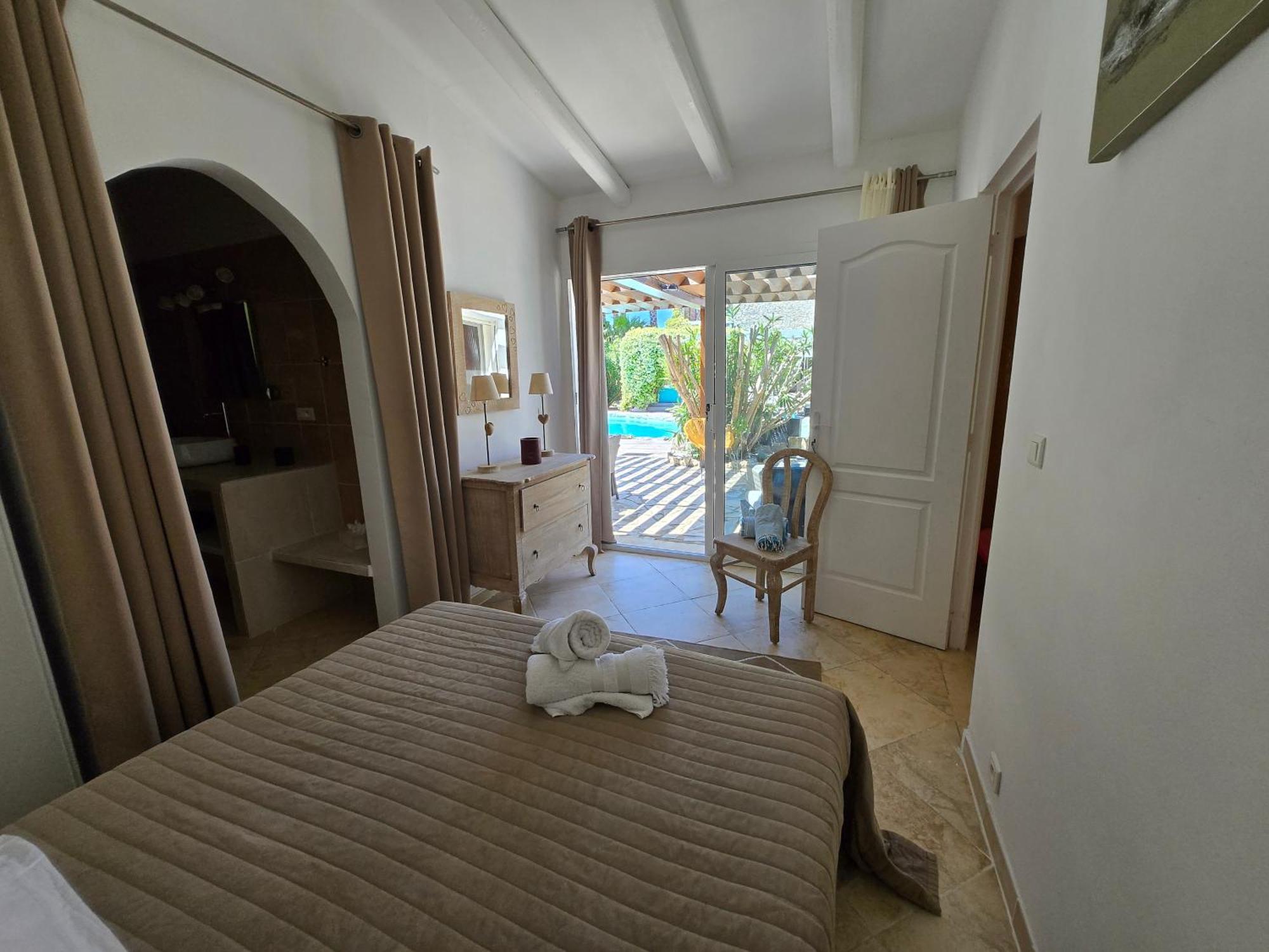 Petra-bianca Bed & Breakfast